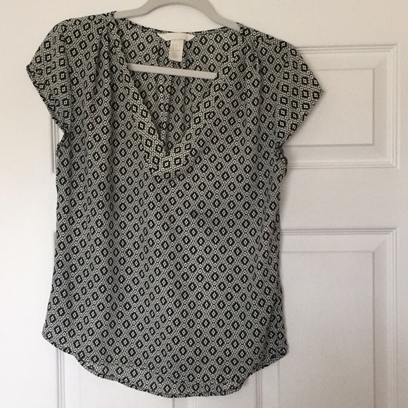 H&M Tops - Short sleeve blouse